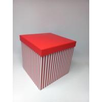 Коробка подарункова 225 х 225 х 225 мм, у формі куба, червоний у смужку